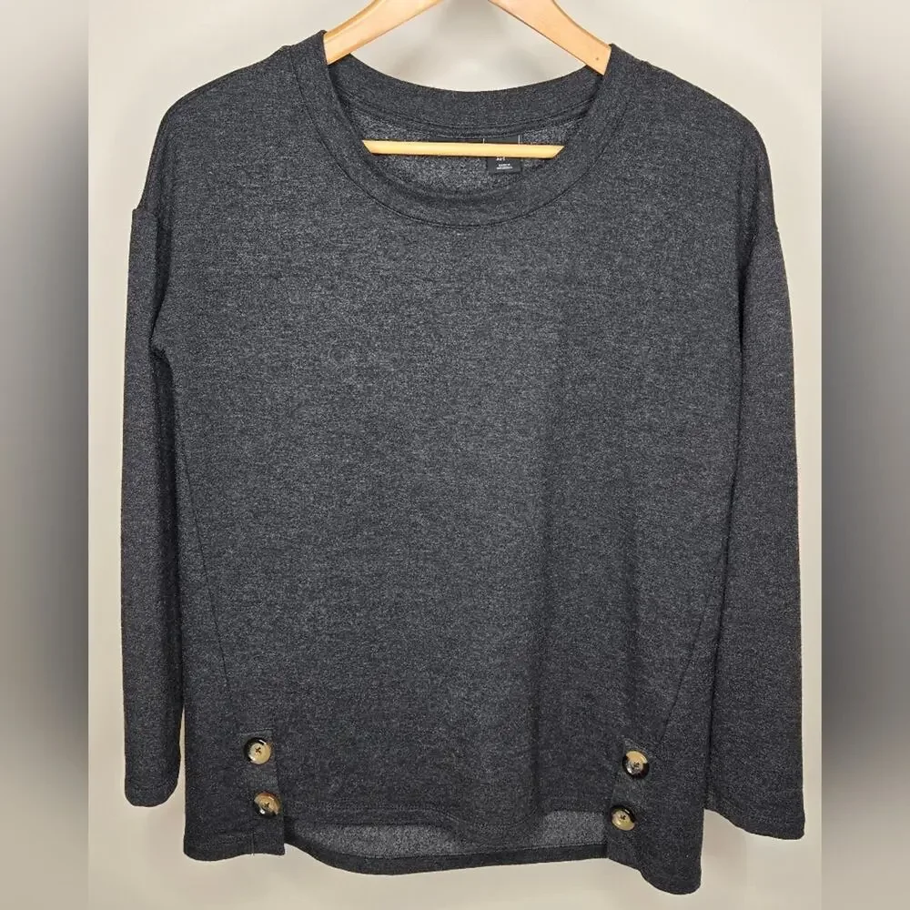 TAHARI Charcoal Gray Sweatshirt with Button Accents Longsleeve Scoop Neck Small